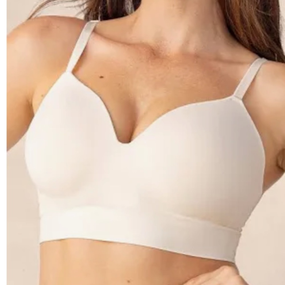 Seamless Light Cream Longline T-Shirt Bra
